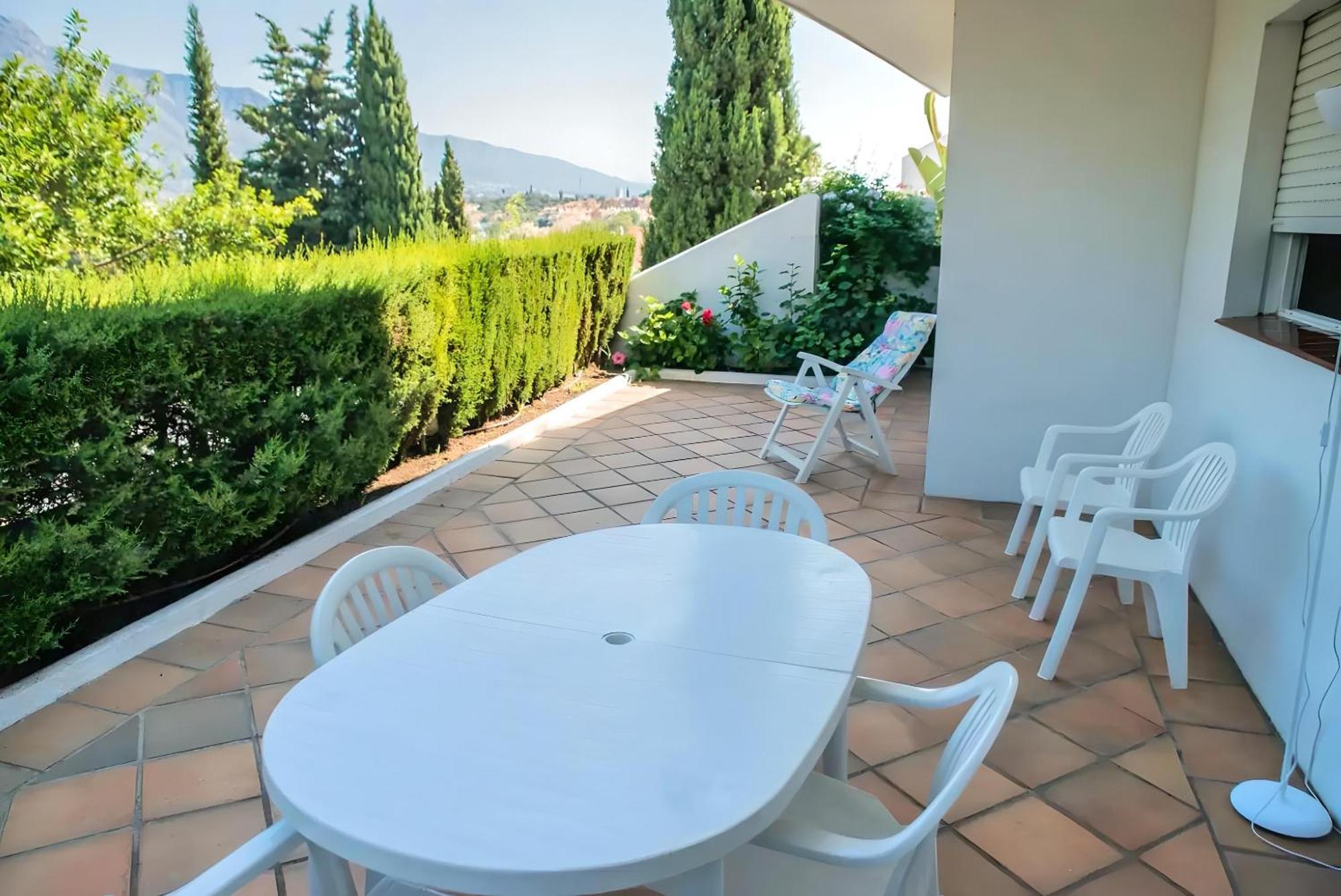 Gorgeous 2Br Apt. W/ Mountain View Puerto Banus Marbella Exterior foto