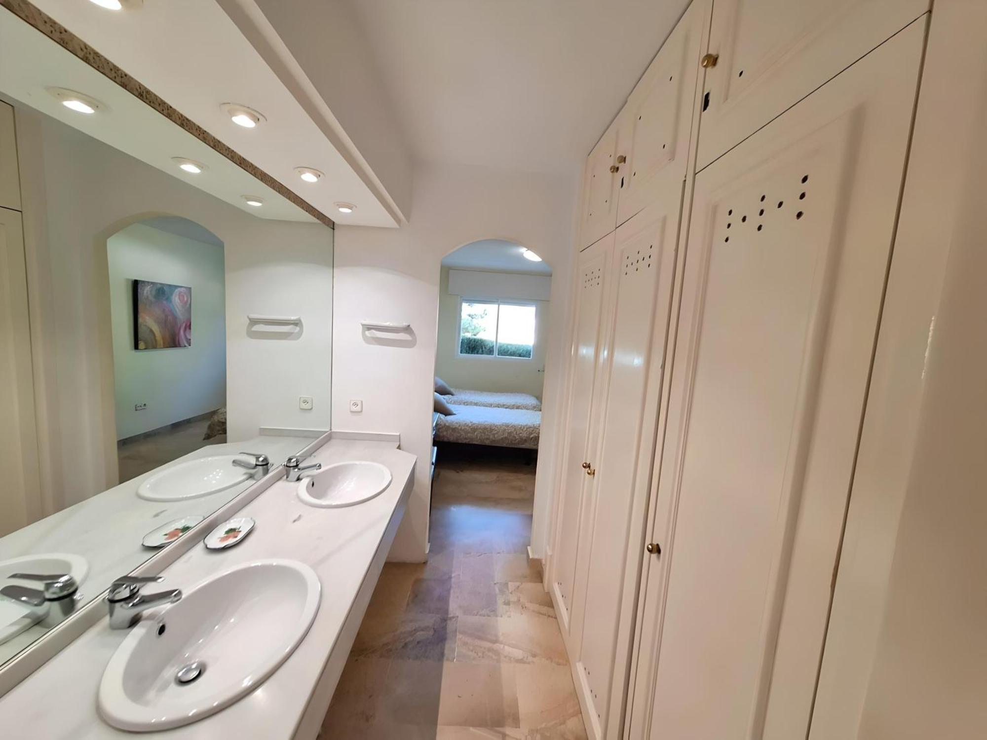 Gorgeous 2Br Apt. W/ Mountain View Puerto Banus Marbella Exterior foto